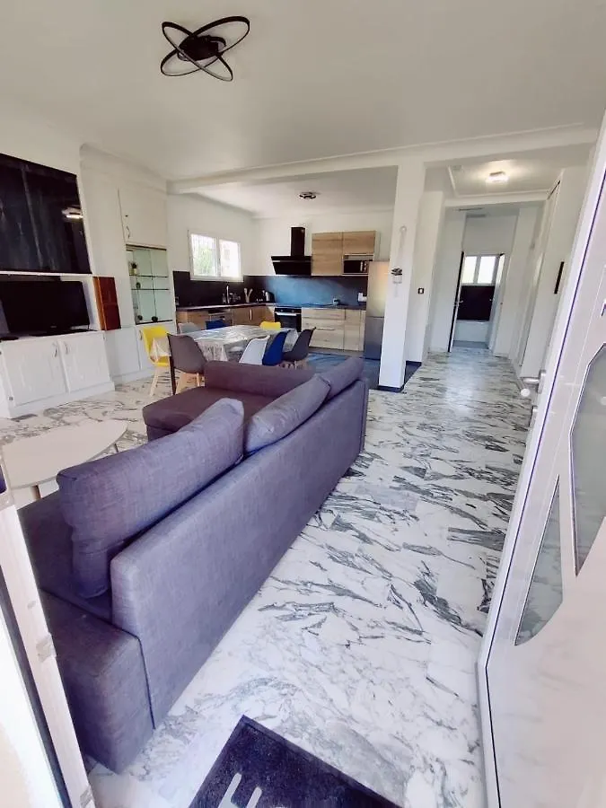 Apartmán La Villa Castel - Haut De Villa - Parkings- 3 Chambres - 8 Couchages - Jardin - Barbecue Cagnes-sur-Mer Francie